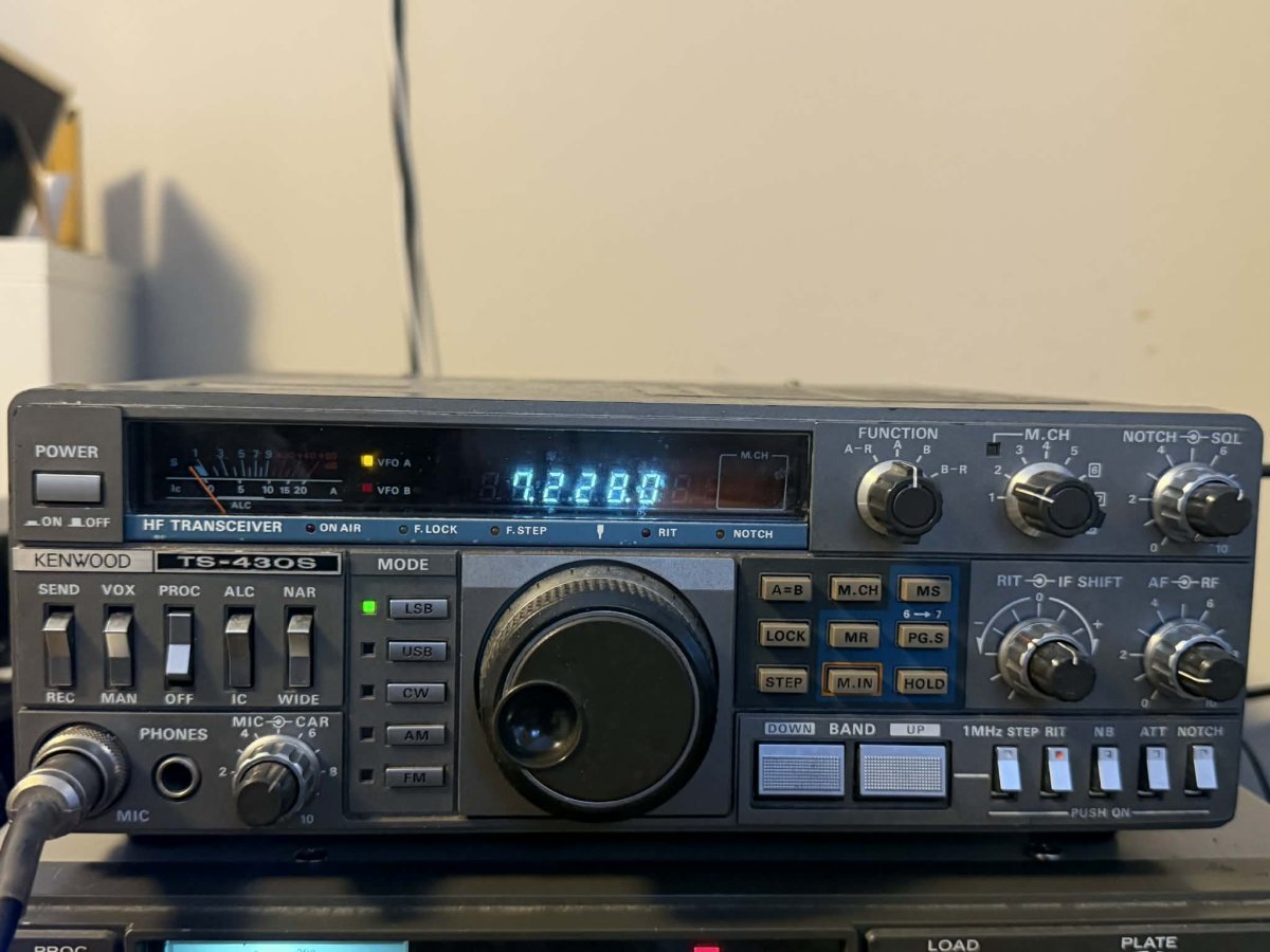 Kenwood TS-430S HF Transceiver – Auction (For Parts or Repair)